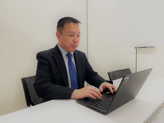身近な所に数多くの活躍の場があるリペア業界。鷺谷さんも「職人の数はまだまだ足りていない状態」と言う