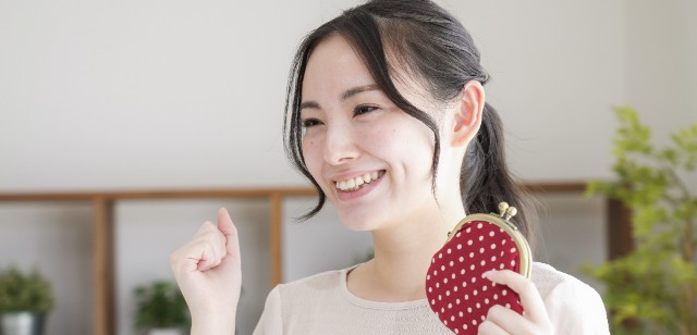 在宅ワークでシール貼りの副業は稼げる？