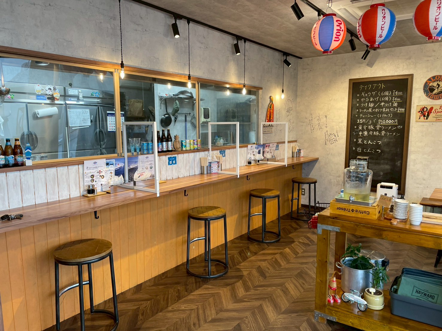 ライブカメラで調理風景を可視化！本場熊本の味とカフェのような空間で選ばれる『麺屋あさひ堂』