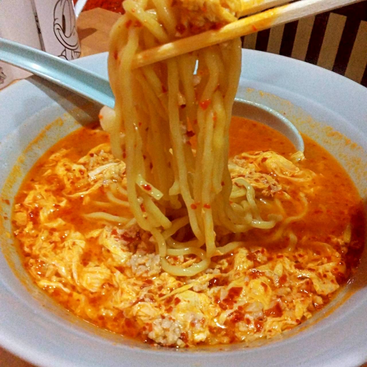 リピート率70%が証明する商品力！塩×担々麺という独自ポジションで選ばれ続けるラーメンフランチャイズ