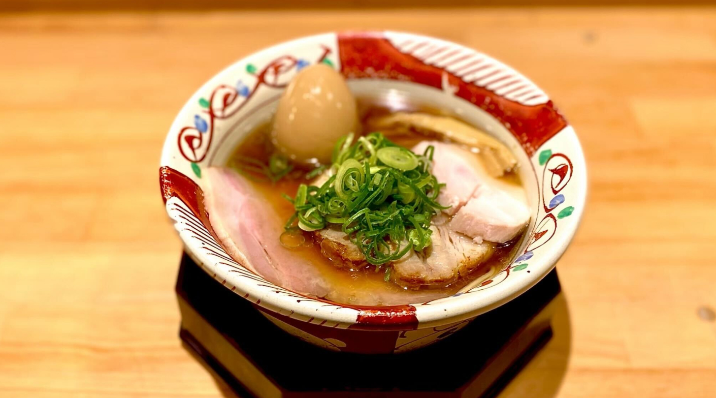 未経験から独立開業へ！カフェ風空間+本格ラーメン！SNS映え抜群のラーメンFC